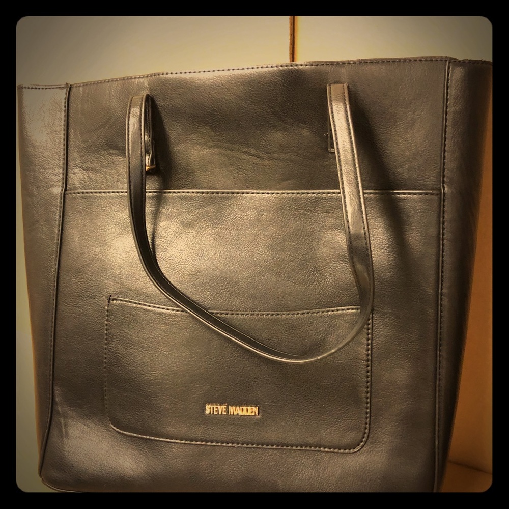 Black Steve Madden satchel